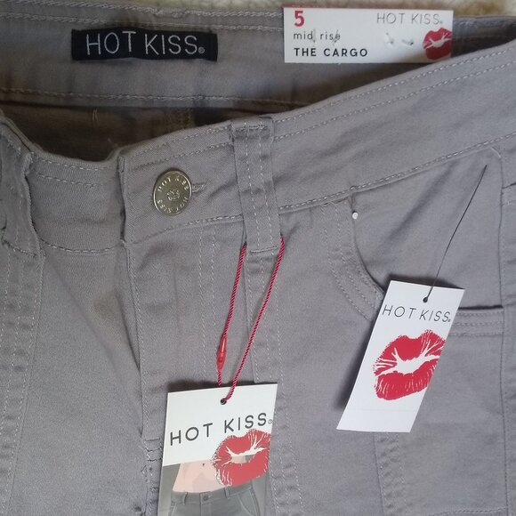 Hot Kiss Mid Rise Grey Cargo Pants - Size 5 - NWT - Junior’s - Casual Utility - Picture 4 of 11